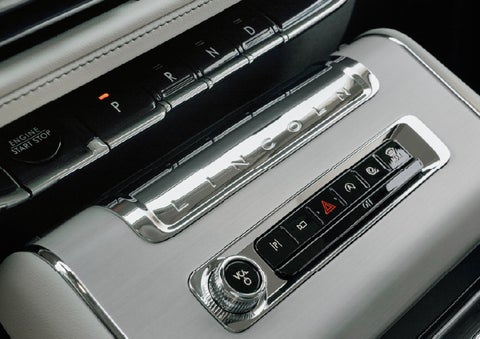 The piano key gear selector of a 2027 Lincoln Aviator® Back Label™ SUV. | Greenwood Lincoln in Bowling Green KY